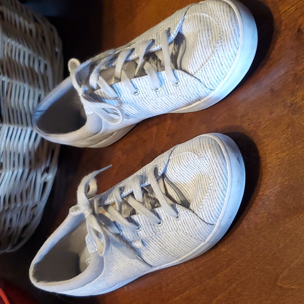 Keds